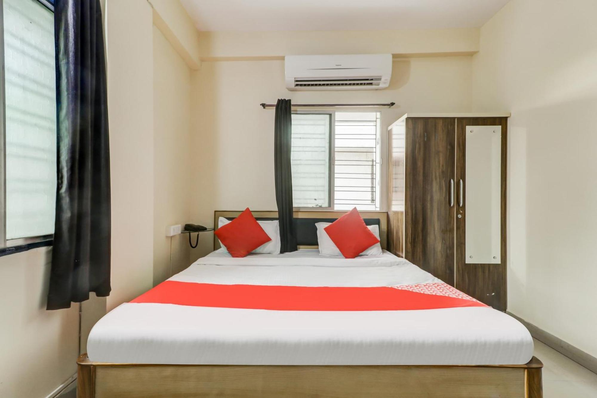 Hotel O The Crown Inn Nagpur Buitenkant foto