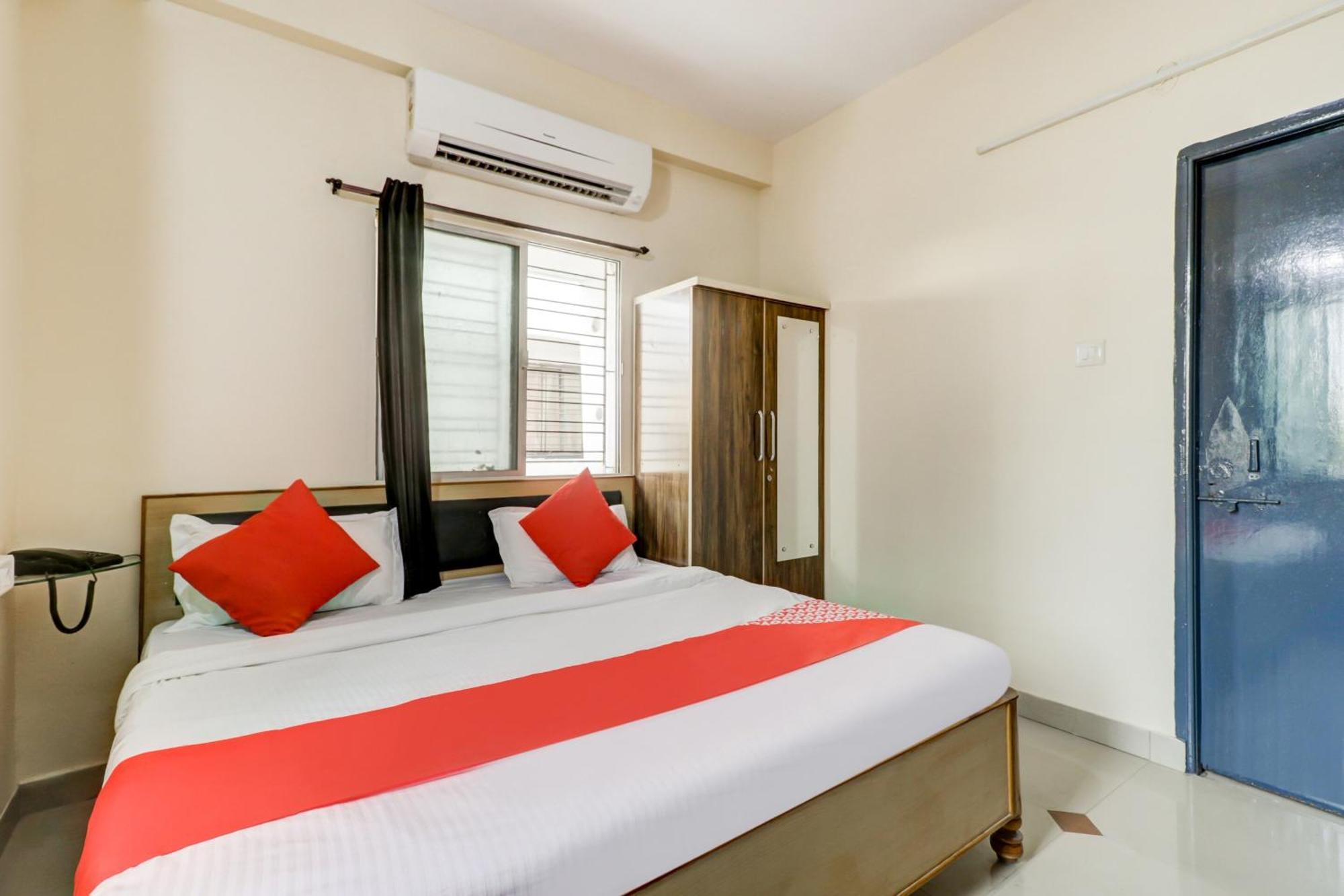 Hotel O The Crown Inn Nagpur Buitenkant foto